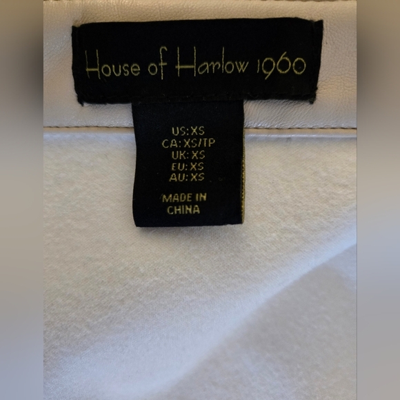 HOUSE OF HARLOW 1960  cream faux leather collared mini dress. Size XS - Picture 9 of 12